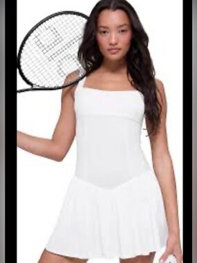NWT Alo Alosoft Break Point Tennis Dress.